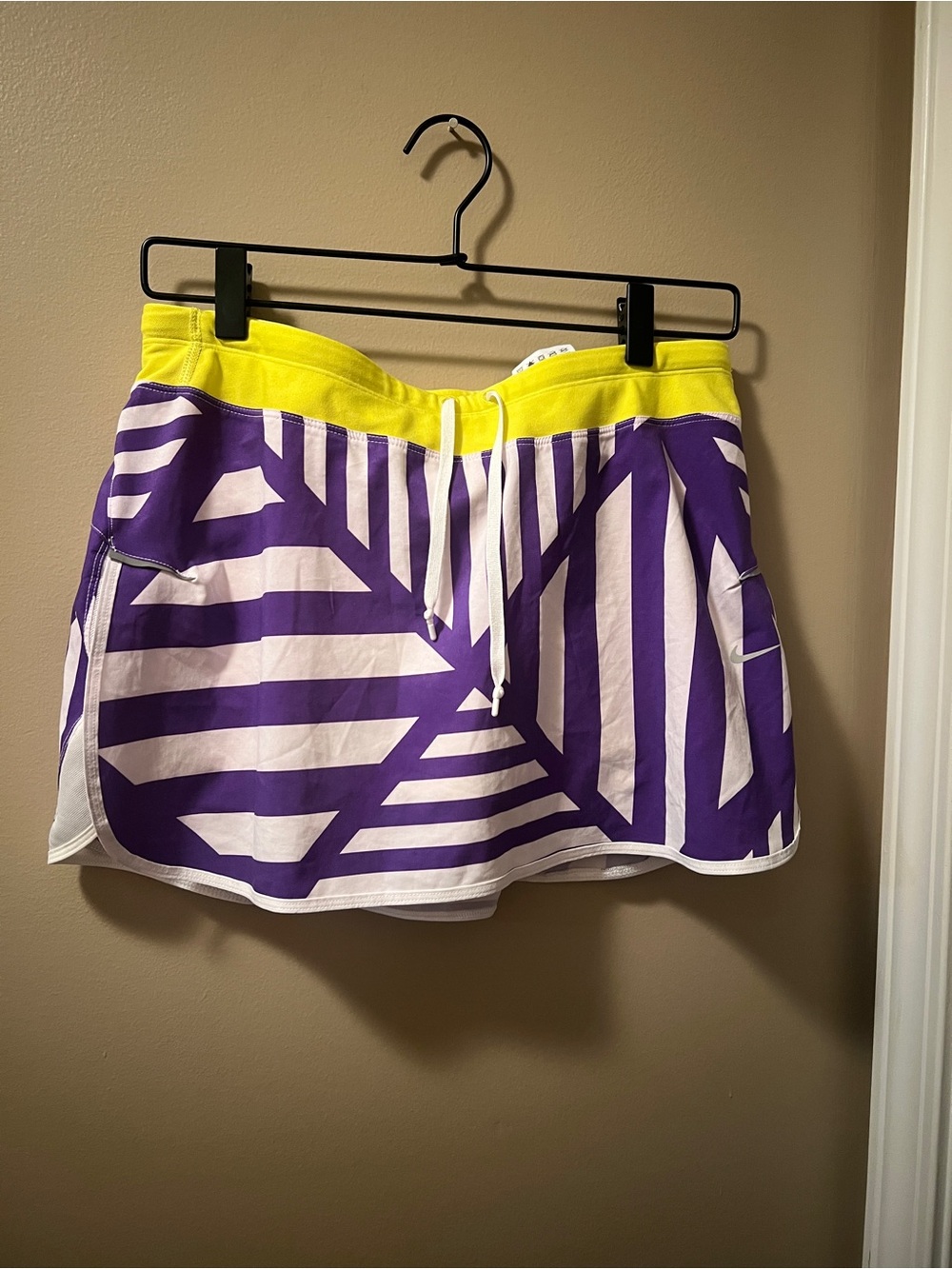Nike Dri-FIT Athletic Skort Waistband